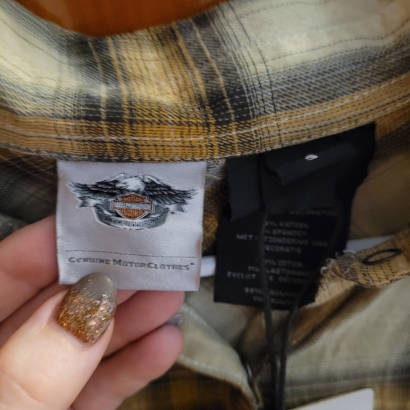 NWT Harley Davidson snap button fitted blouse - Picture 4 of 5